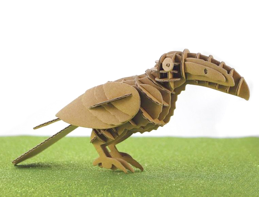 MAQUETTE TOUCAN GRAINE CREATIVE CARTON A ASSEMBLER   DECORER PERSONNALISER         200X100X70MM