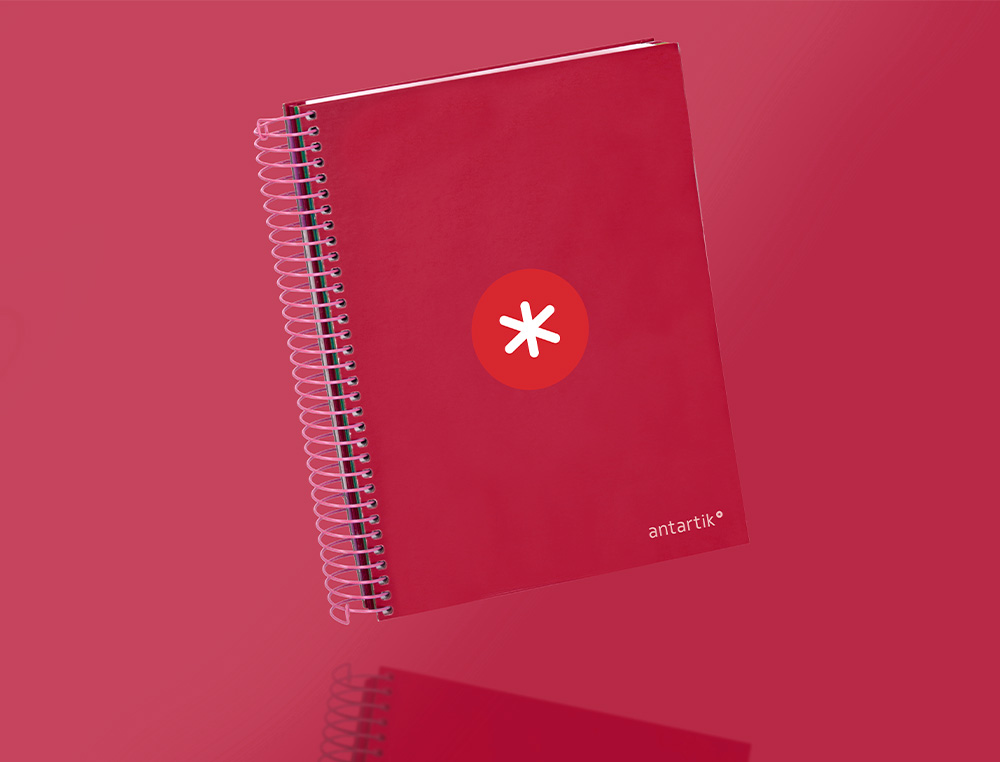 CAHIER SPIRALE ANTARTIK A5 14,8X21CM 240P 90G/M2 5X5MM 6 TROUS COIL-LOCK COLORIS FRAMBOISE