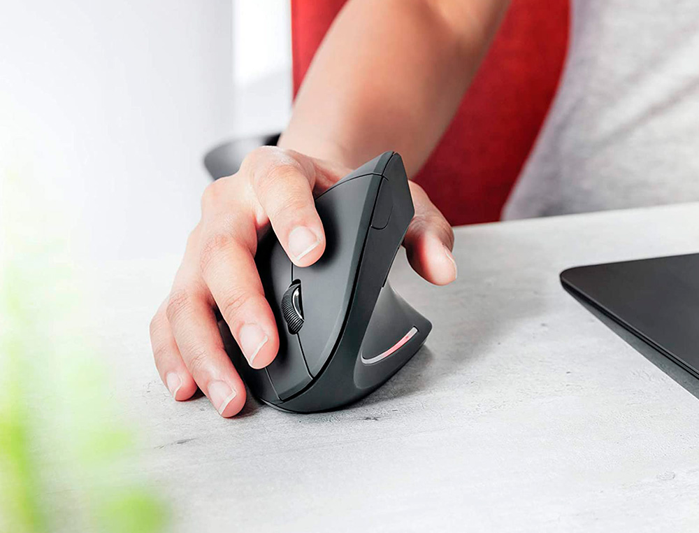 SOURIS Q-CONNECT OPTIQUE SANS FIL ERGONOMIQUE VERTICAL DPI  800/1200/1600 PILES AAA       COLORIS NOIR