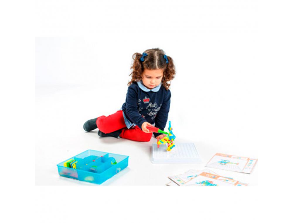 MOSA C ART MINILAND PLASTIQUE SOUPLE A FIXER SUR LE SUPPORT 180 PIECES GEOMETRIQUES 12    CARTES D ACTIVITES 1