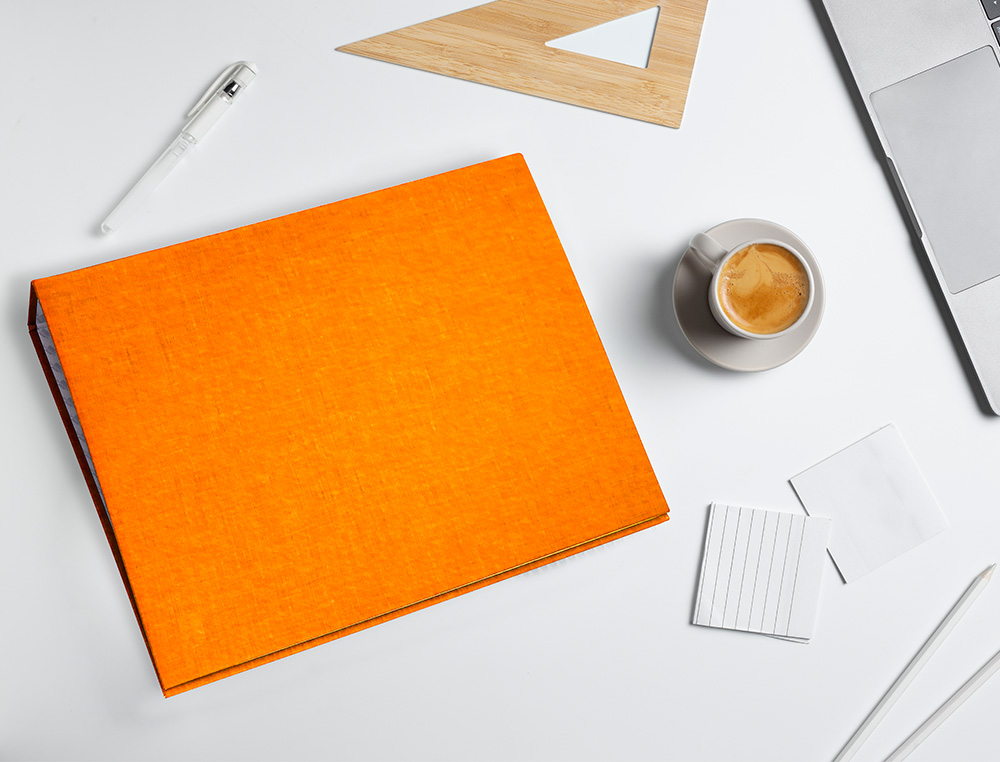 CLASSEUR LIDERPAPEL 4 ANNEAUX RONDS 25MM A4+ CARTON REMBORDÉ PAPER COAT COLORIS ORANGE