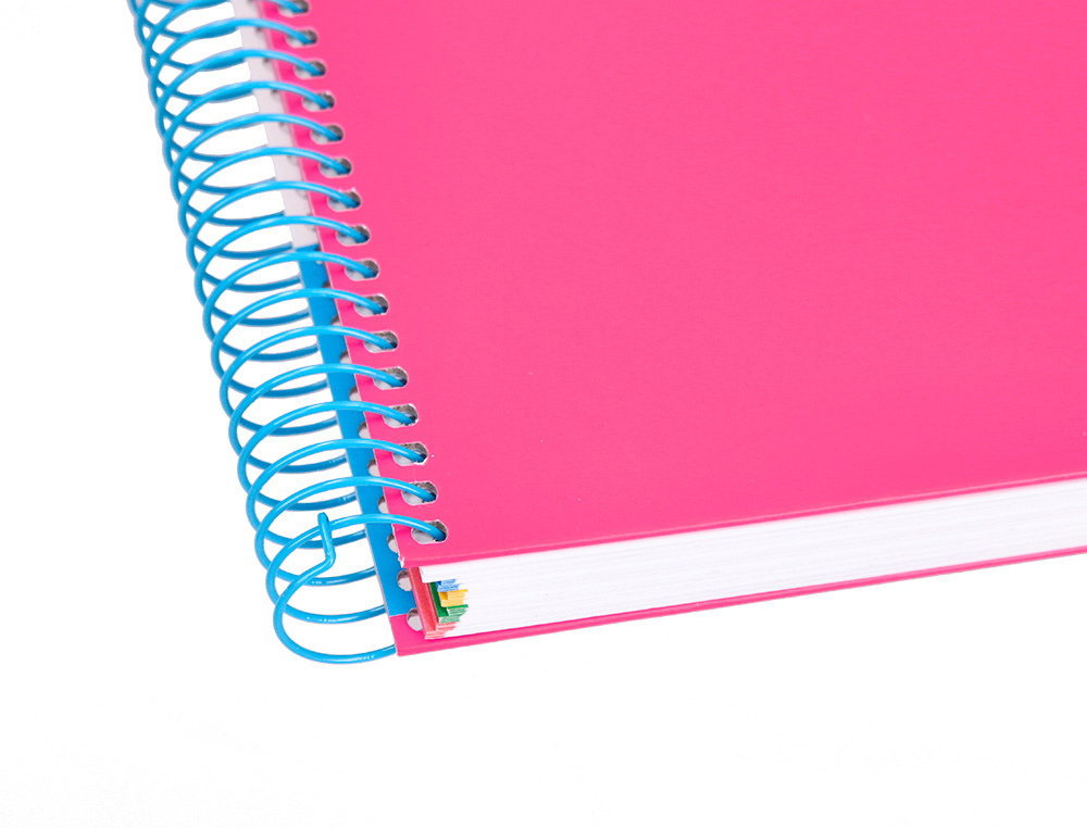 CAHIER SPIRALE ANTARTIK A5 240P 90G COUVERTURE REMBORDEE QUADRILLAGE 5MM 6 TROUS COIL-LOCK COLORIS ROSE FLUO