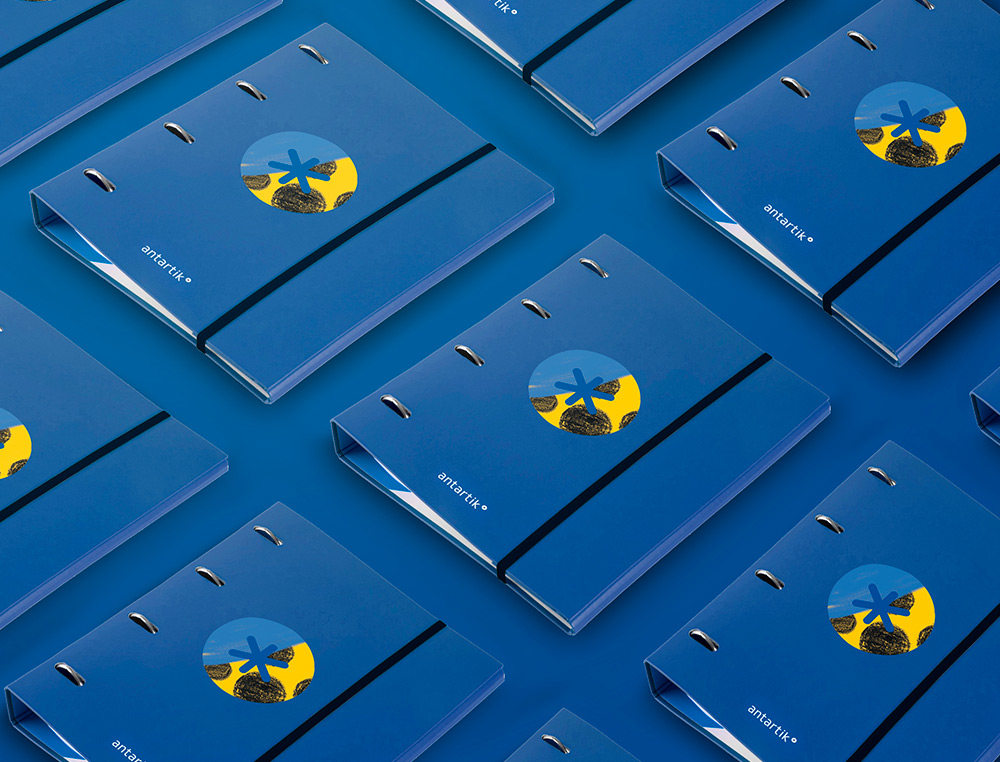 CLASSEUR ANTARTIK TRENDING TOPIC 2020 4 ANNEAUX RONDS    40MM FEUILLET MOBILE A4 5X5MM COLORIS BLEU